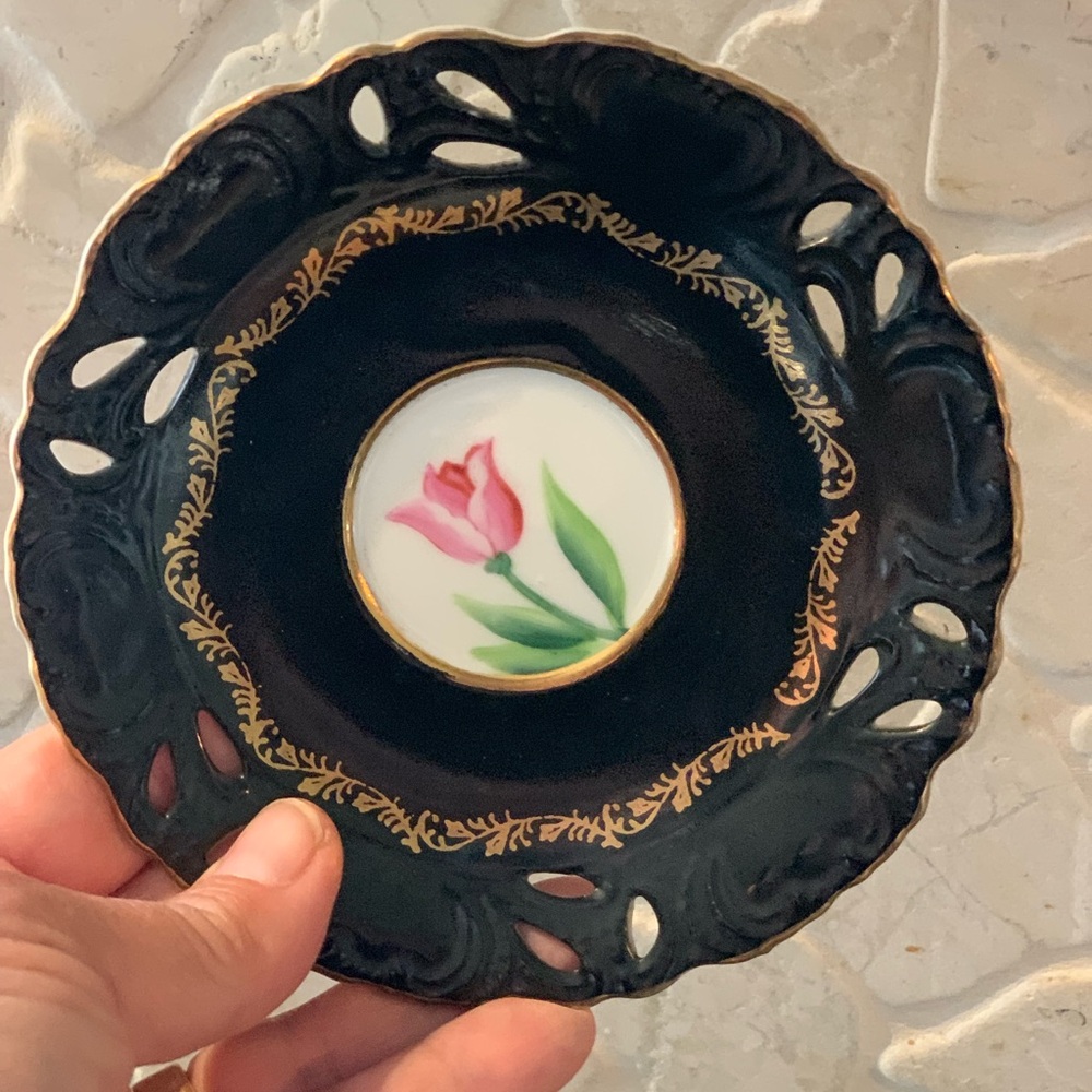 SHAFFORD | Vintage Japanese Decorative Tulip Plate